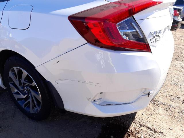 Photo 9 from auction – 2018 HONDA CIVIC EX with VIN 19XFC2F7XJE006415