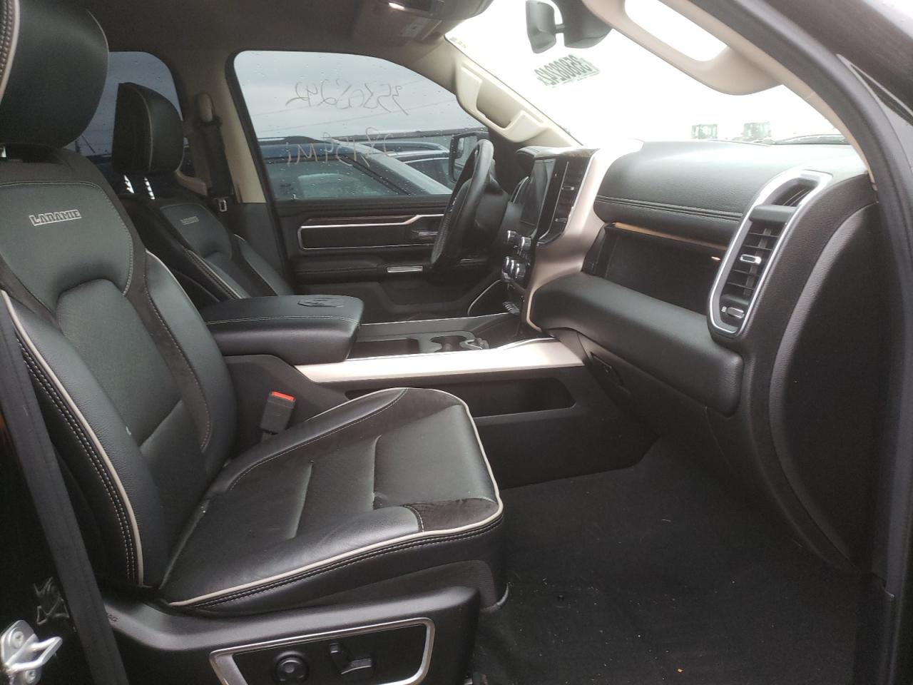 Photo 5 from auction – 2019 RAM 1500 LARAM with VIN 1C6SRFJT9KN808564
