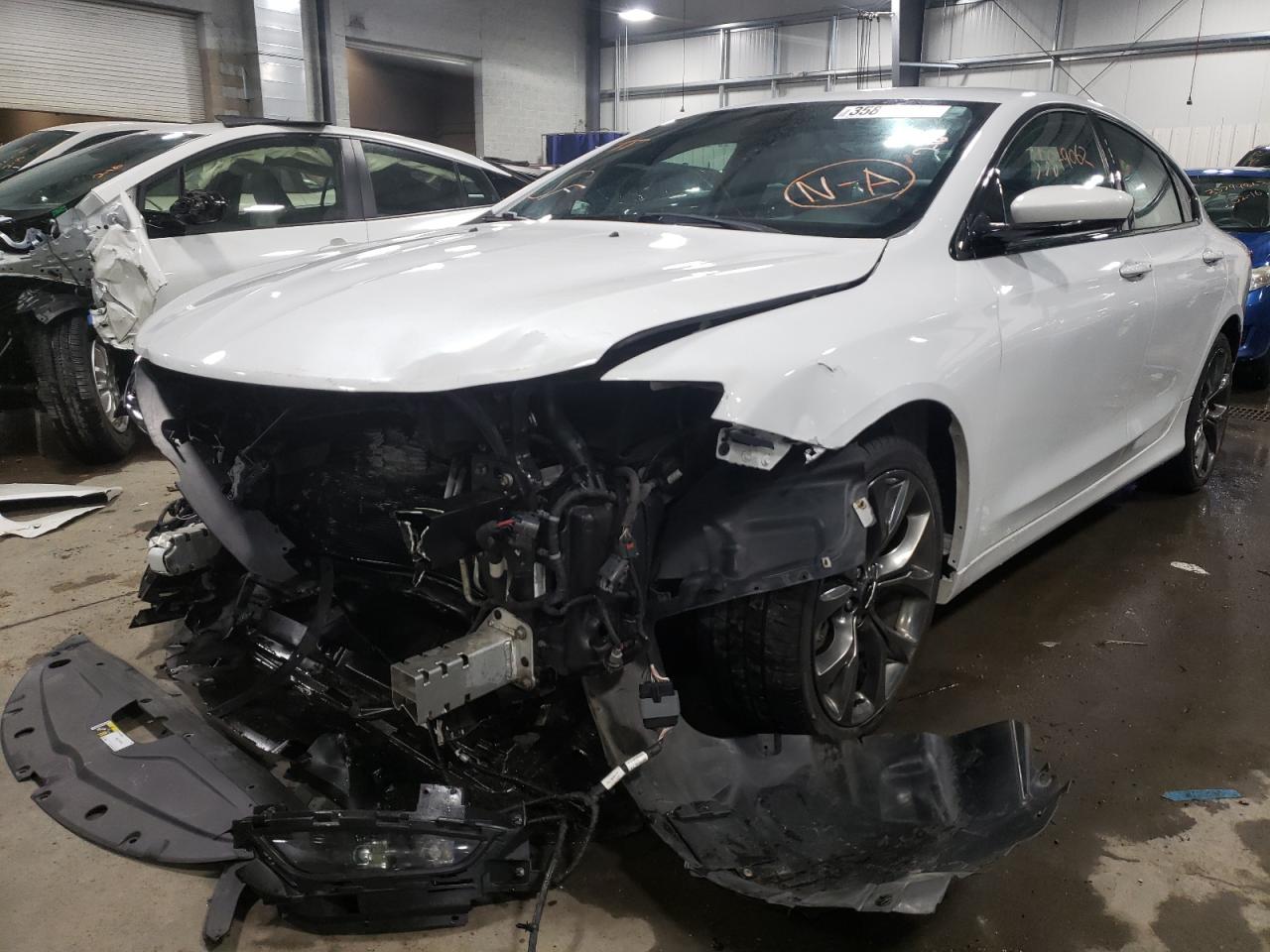 Photo 2 from auction – 2015 CHRYSLER 200 S with VIN 1C3CCCDG8FN674023