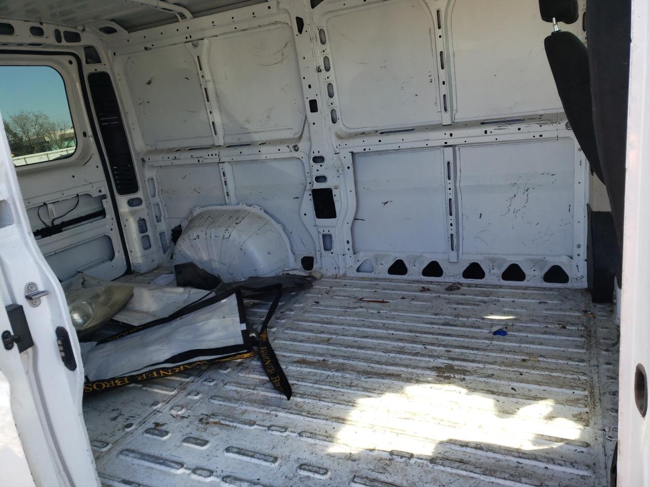 Photo 6 from auction – 2017 RAM PROMASTER with VIN 3C6TRVAG3HE524037