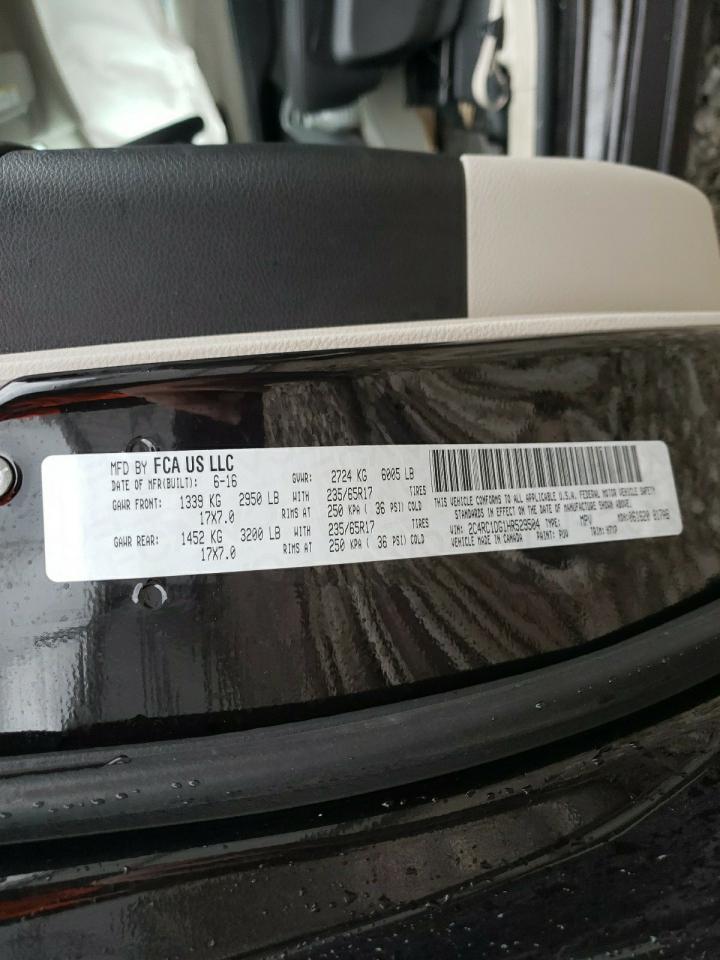 Photo 10 from auction – 2017 CHRYSLER PACIFICA T with VIN 2C4RC1DG1HR529504