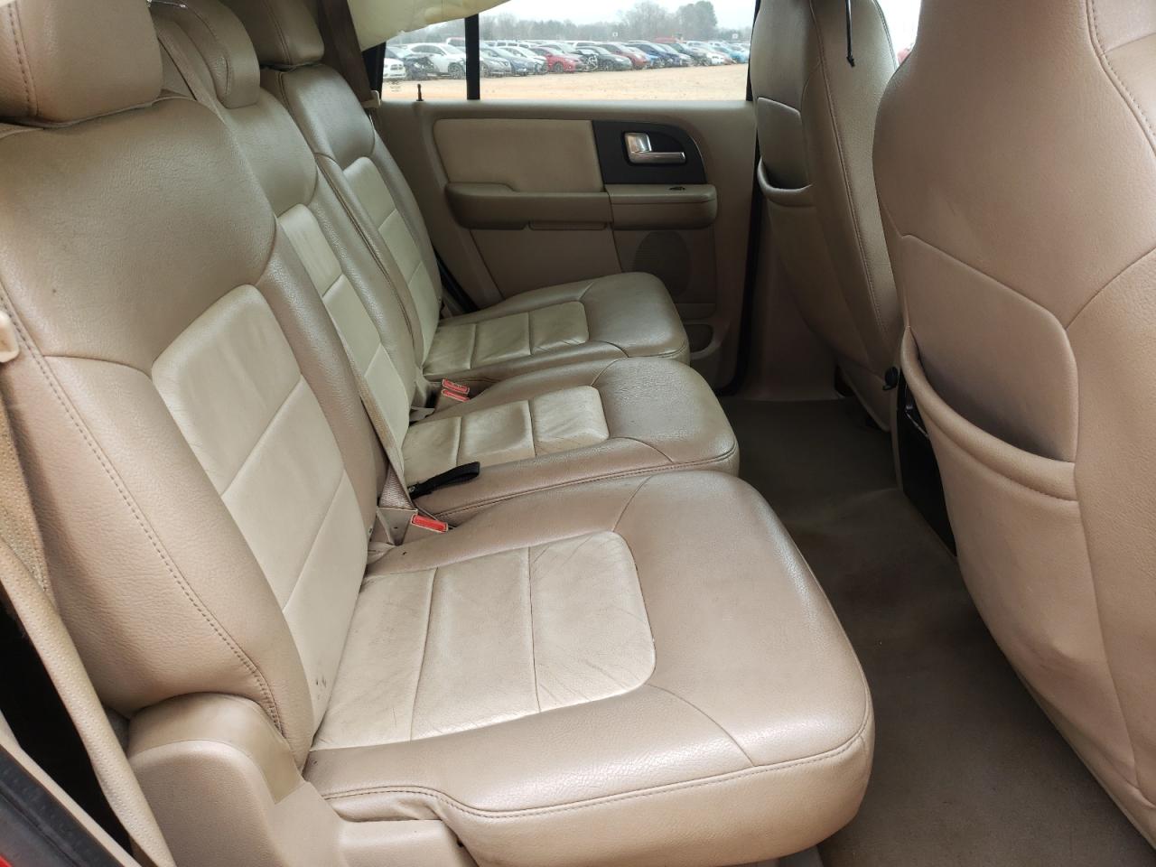 Zdjęcie 6 z aukcji – 2004 FORD EXPEDITION z VIN 1FMFU18L64LA28808
