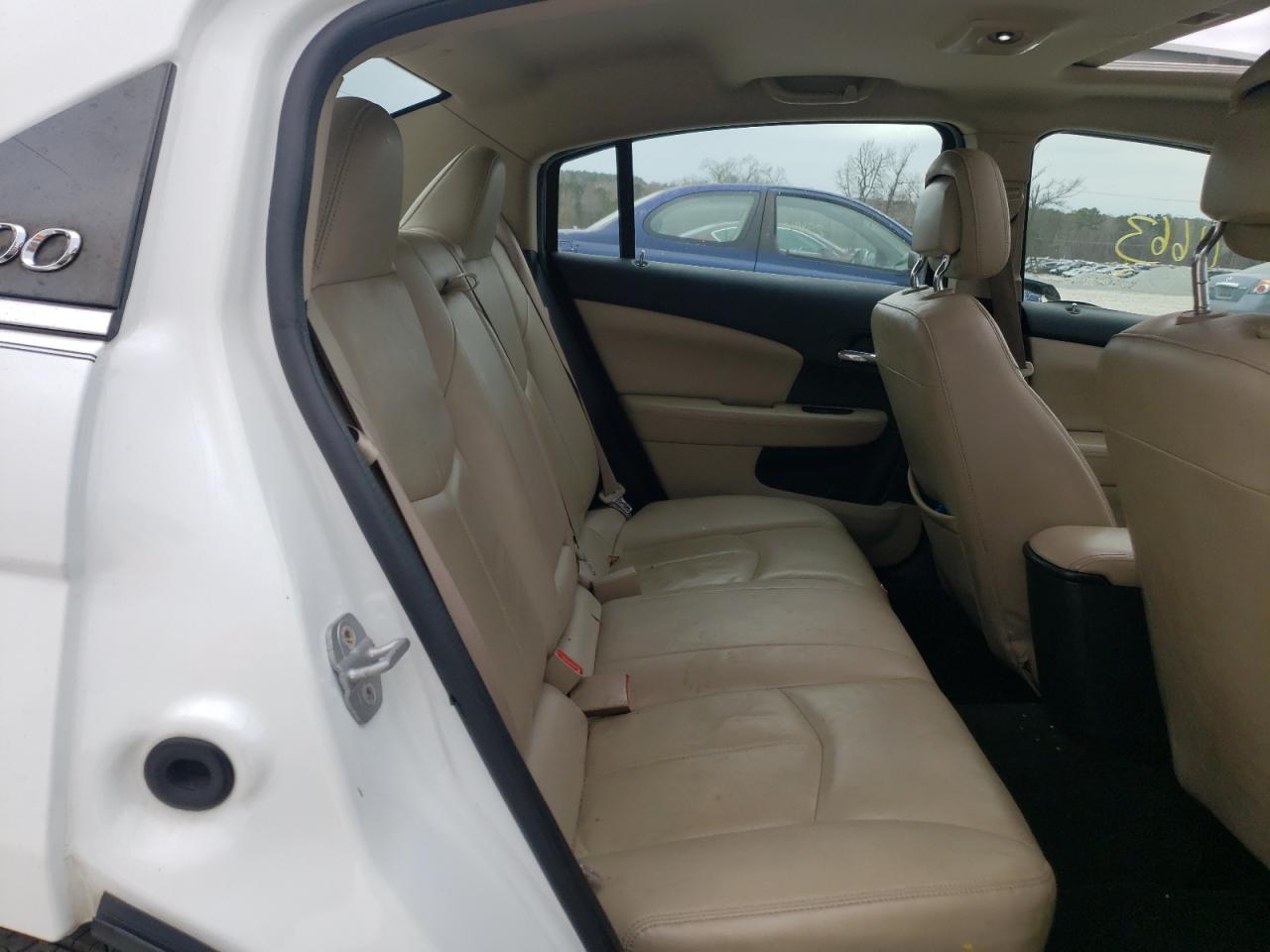Photo 6 from auction – 2013 CHRYSLER 200 LIMITE with VIN 1C3CCBCG5DN503710
