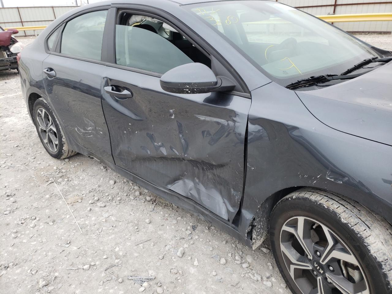 Photo 9 from auction – 2020 KIA FORTE FE with VIN 3KPF24AD3LE195214