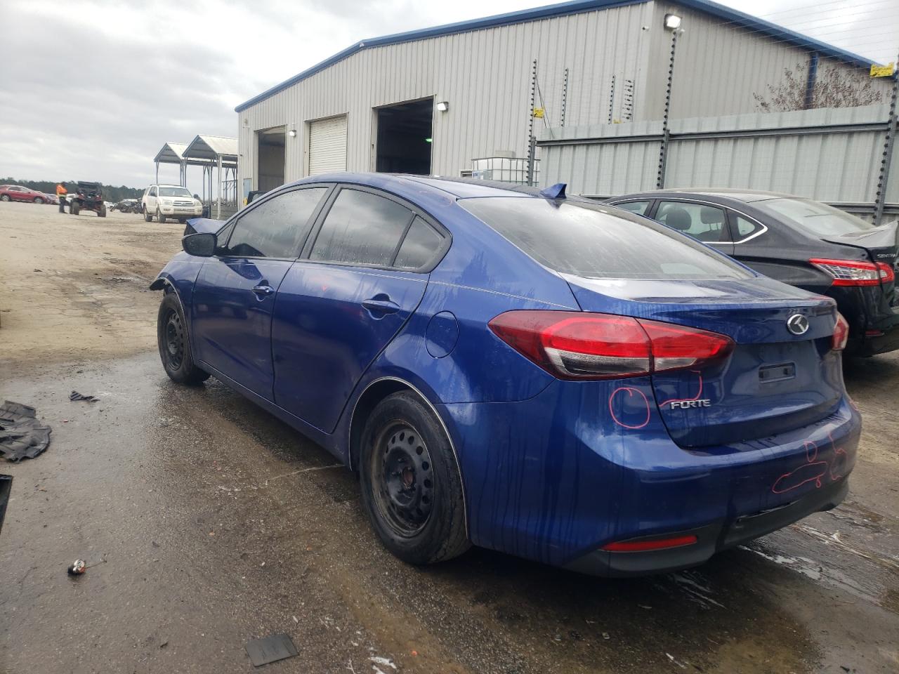 Photo 3 from auction – 2017 KIA FORTE LX with VIN 3KPFK4A79HE130496