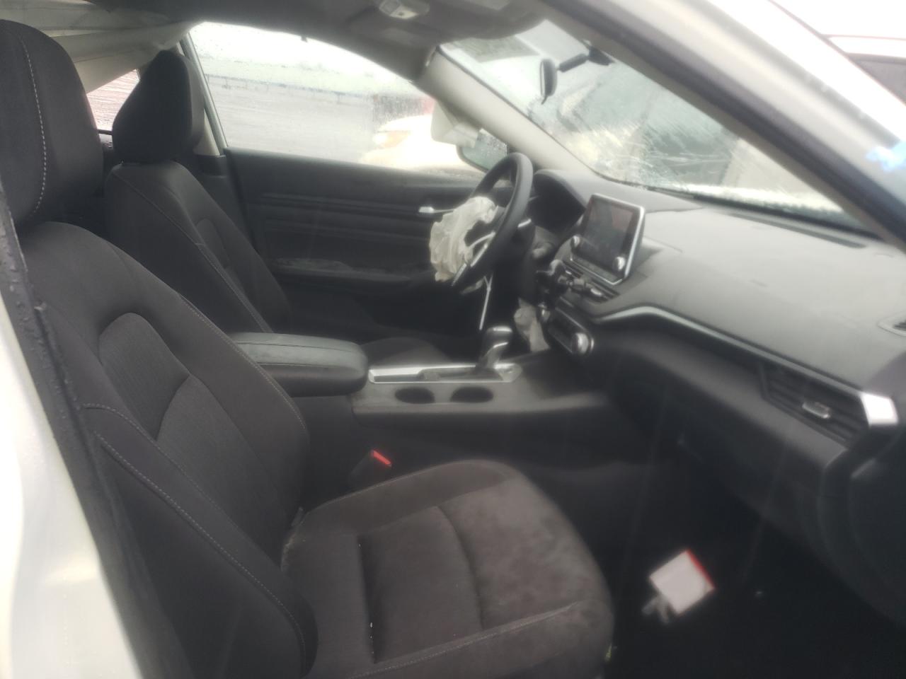 Photo 5 from auction – 2020 NISSAN ALTIMA S with VIN 1N4BL4BV8LC116443