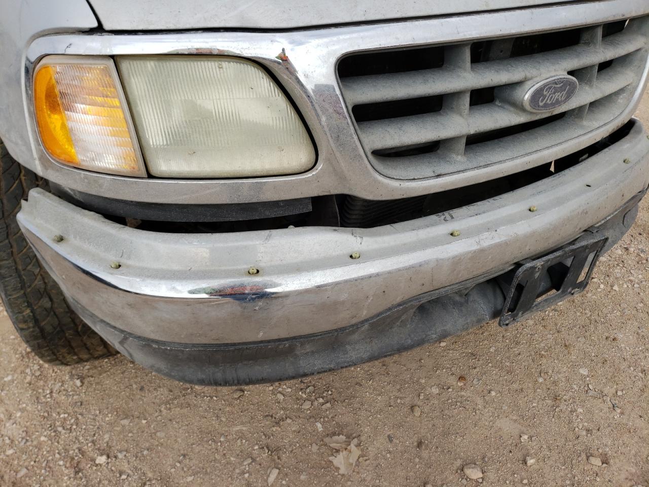 Photo 9 from auction – 2002 FORD F150 with VIN 1FTRX17232NB32708