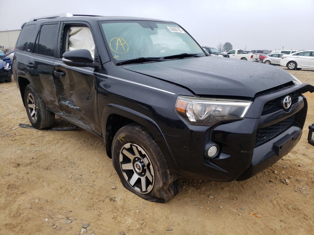 TOYOTA 4RUNNER SR 2015 with VIN JTEZU5JR2F5092130 - Photo from auction