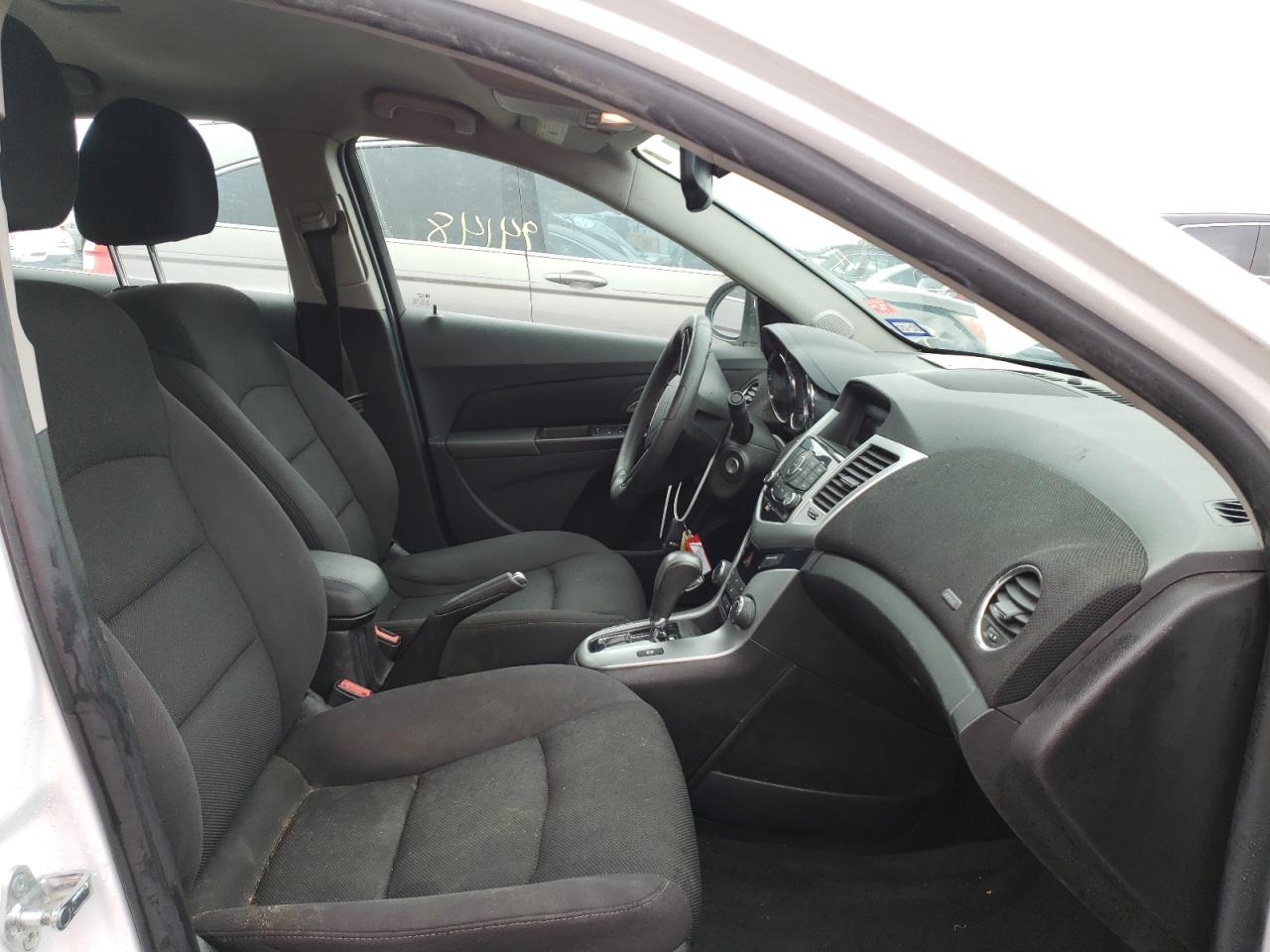 Photo 5 from auction – 2015 CHEVROLET CRUZE LT with VIN 1G1PC5SB1F7222234