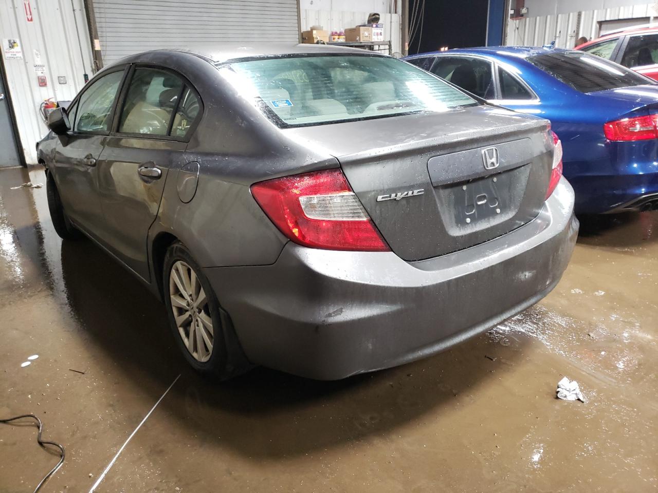 Photo 3 from auction – 2012 HONDA CIVIC EXL with VIN 2HGFB2F92CH510826