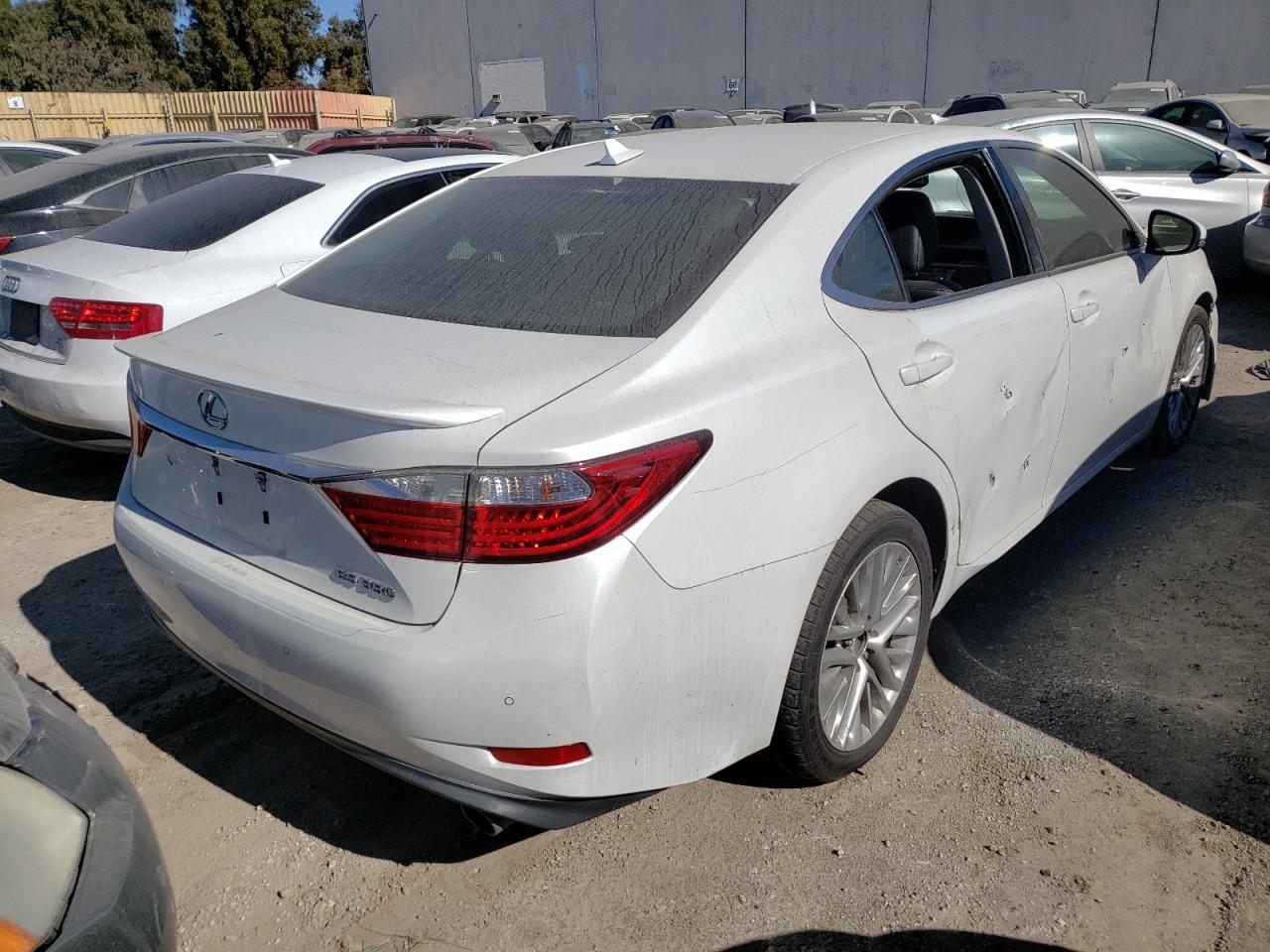 Photo 4 from auction – 2014 LEXUS ES 350 with VIN JTHBK1GG5E2109432