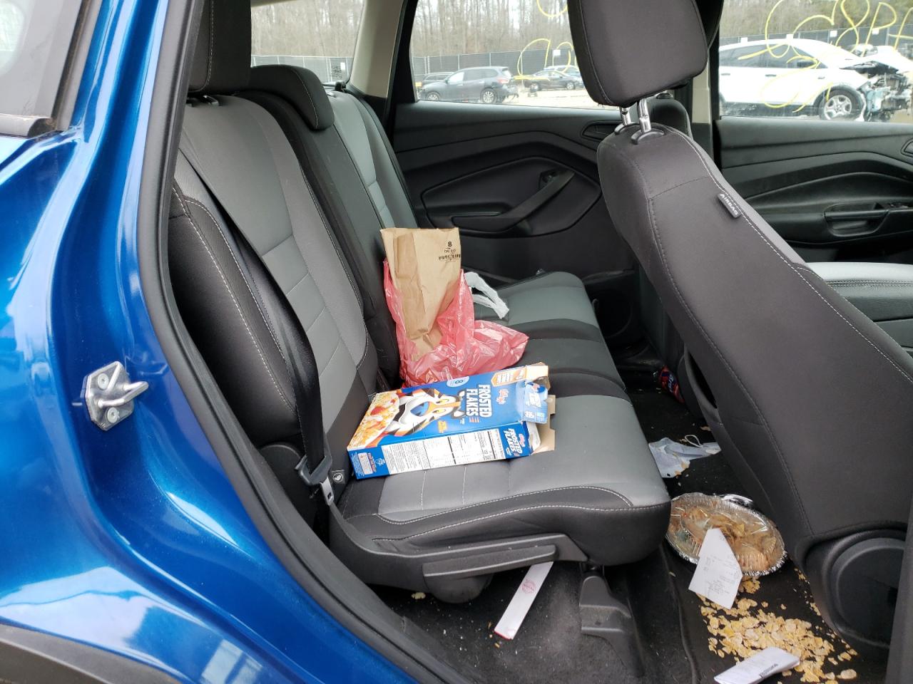 Photo 6 from auction – 2017 FORD ESCAPE S with VIN 1FMCU0F74HUD16300