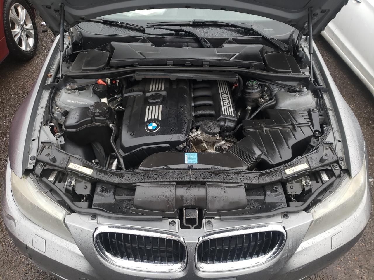 Photo 7 from auction – 2010 BMW 328 XI with VIN WBAPK7C55AA462944