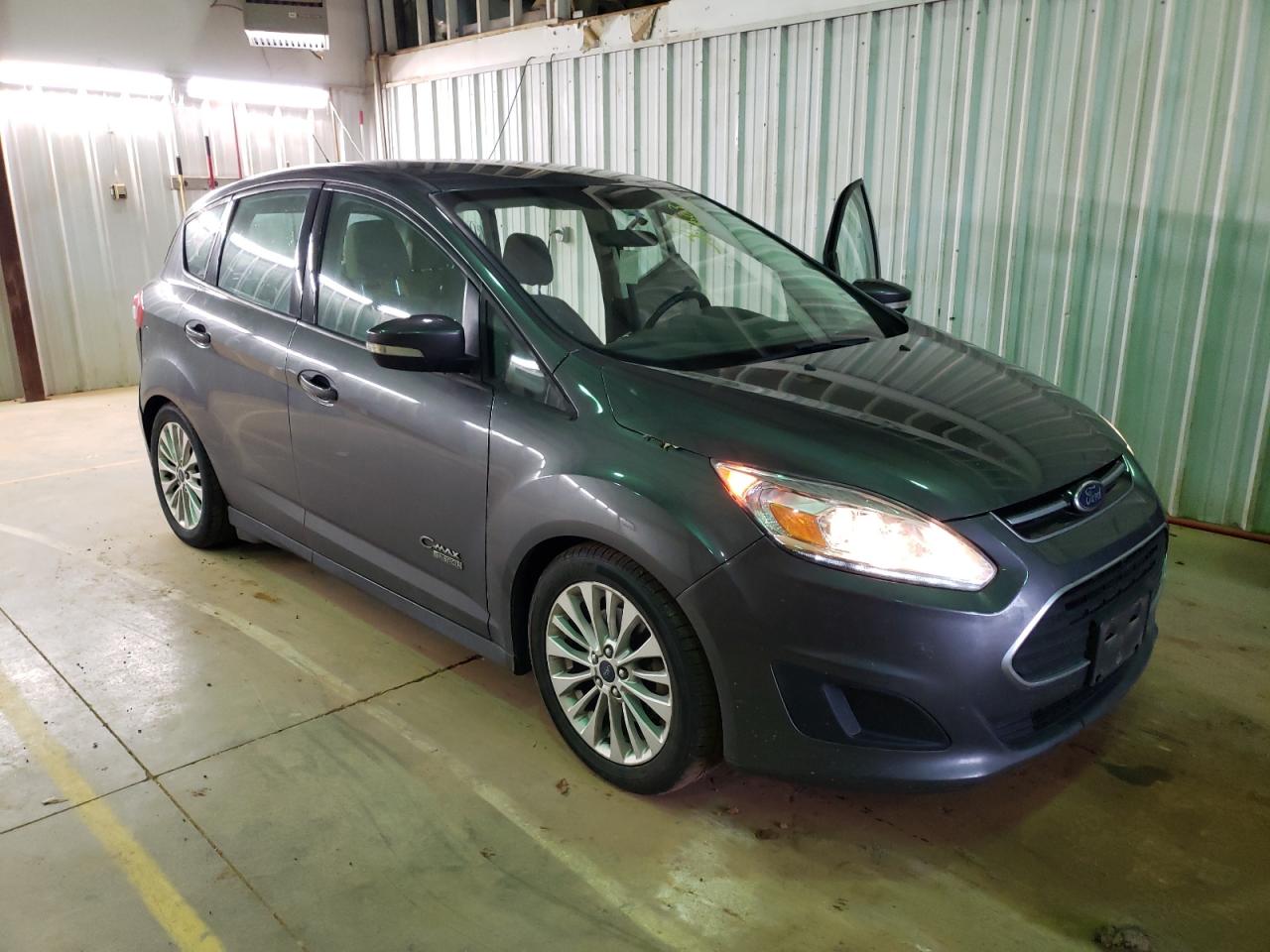 FORD C-MAX SE 2017 with VIN 1FADP5EU2HL101188 - Photo from auction