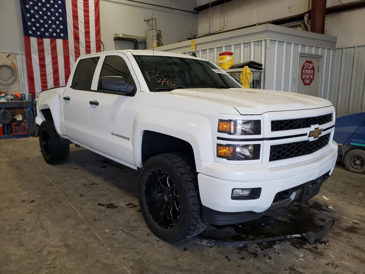 Photo 1 from auction – 2014 CHEVROLET SILVERADO with VIN 3GCUKREC6EG510777