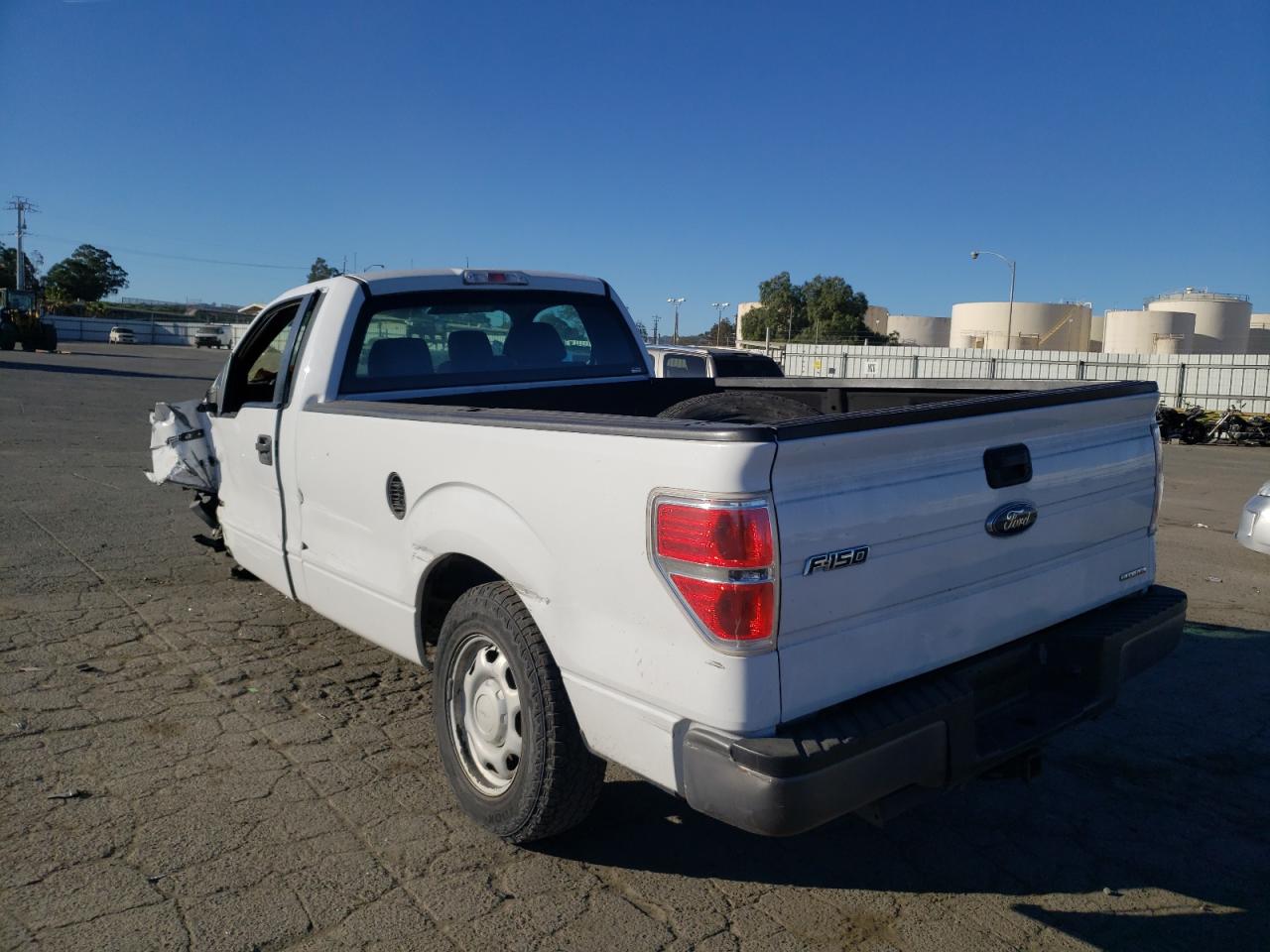 Photo 3 from auction – 2014 FORD F150 with VIN 1FTMF1CMXEKF62035