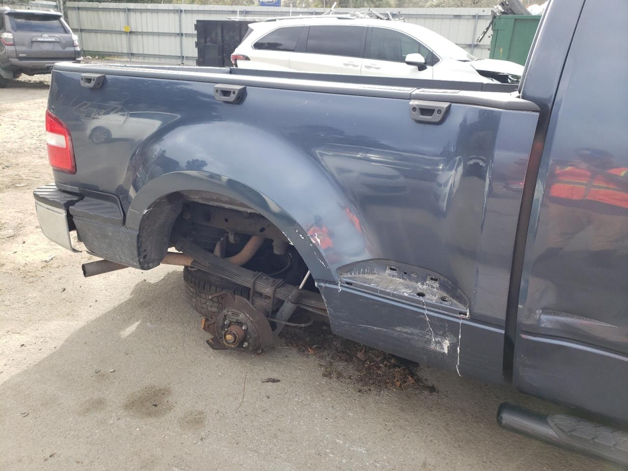 Photo 9 from auction – 2004 FORD F150 with VIN 1FTPX04504KD89345