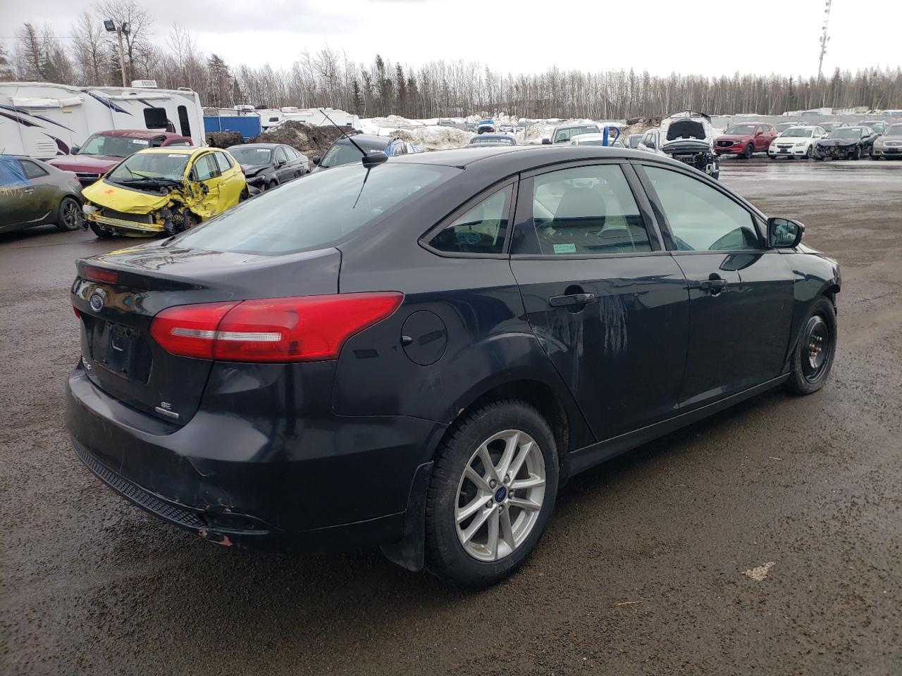 Photo 4 from auction – 2016 FORD FOCUS SE with VIN 1FADP3F22GL226272