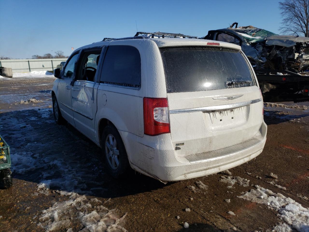 Photo 3 from auction – 2011 CHRYSLER TOWN & COU with VIN 2A4RR5DG2BR723465