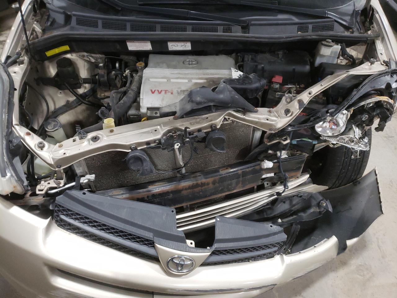 Photo 7 from auction – 2004 TOYOTA SIENNA CE with VIN 5TDZA23C04S179536