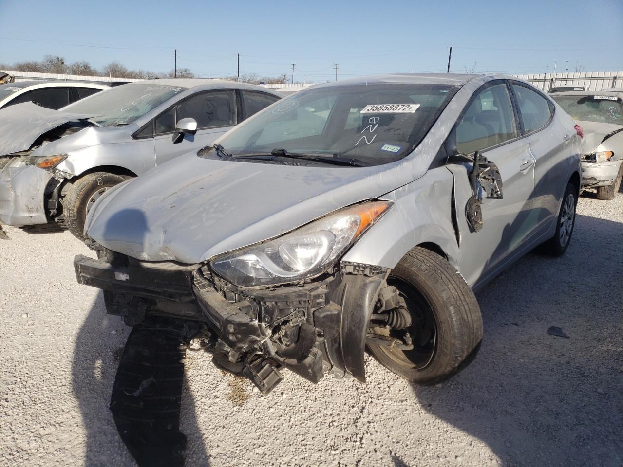Photo 2 from auction – 2012 HYUNDAI ELANTRA GL with VIN 5NPDH4AE6CH145241