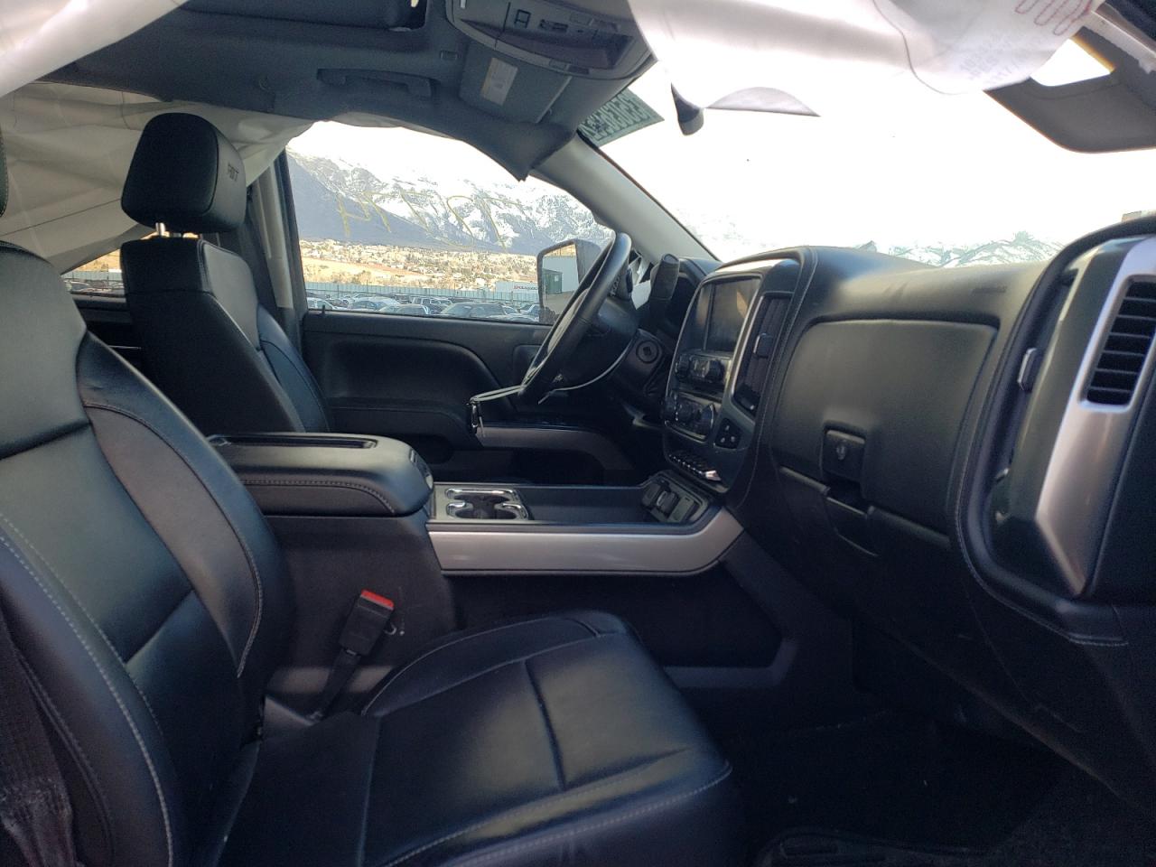 Photo 5 from auction – 2017 CHEVROLET SILVERADO with VIN 3GCUKSEJ5HG368187