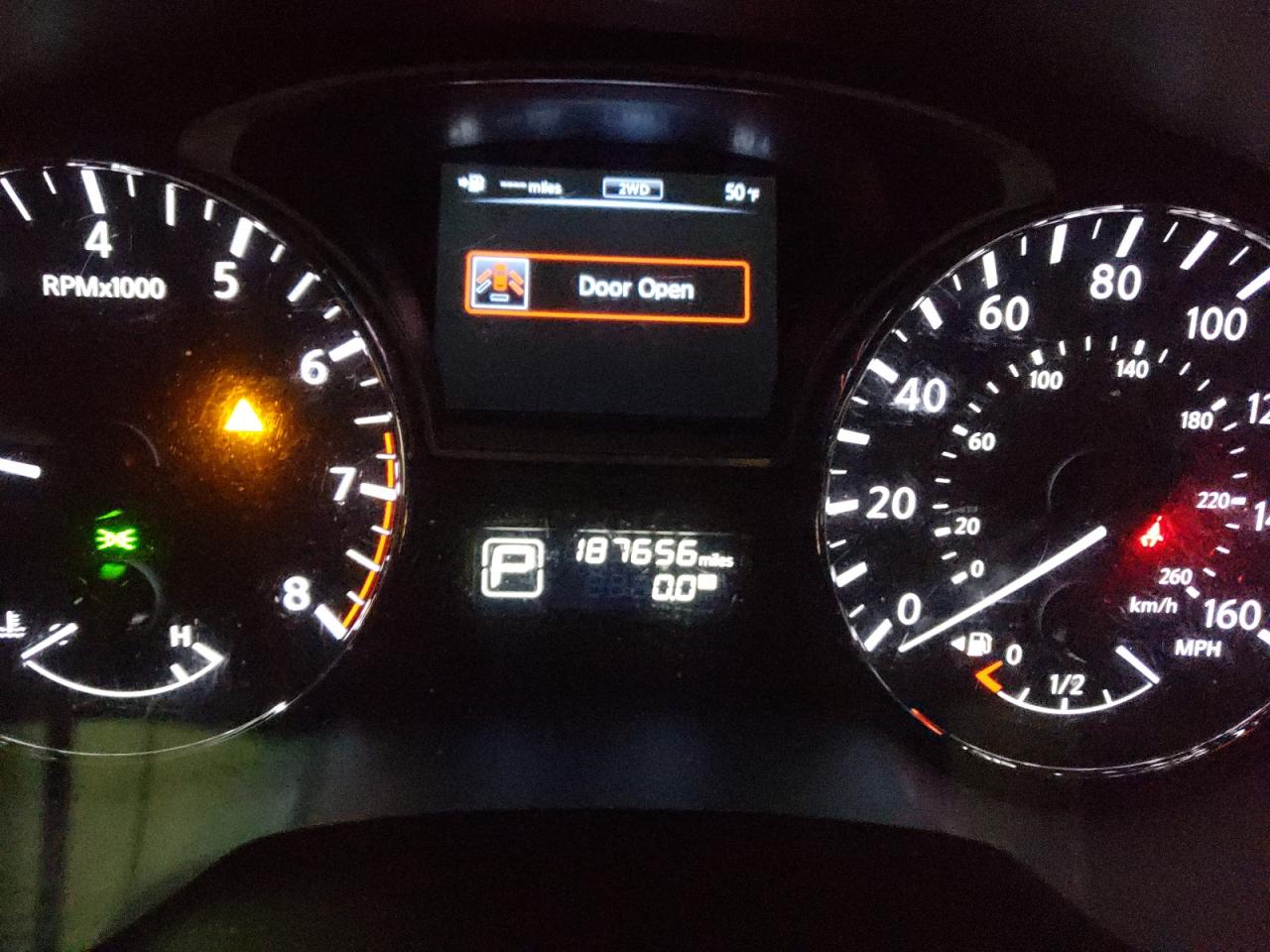 Photo 8 from auction – 2013 NISSAN PATHFINDER with VIN 5N1AR2MM6DC647571