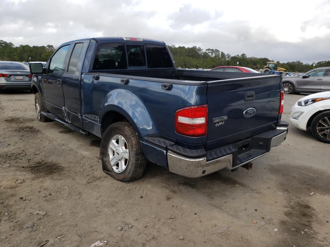 Photo 3 from auction – 2004 FORD F150 with VIN 1FTPX04504KD89345