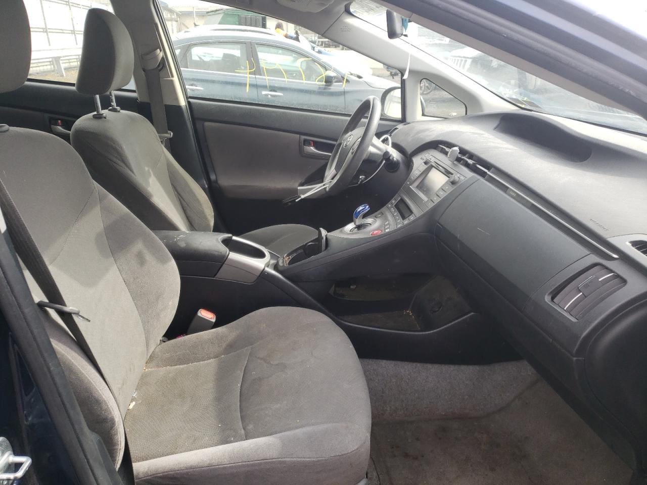 Photo 5 from auction – 2014 TOYOTA PRIUS with VIN JTDKN3DU4E1794754