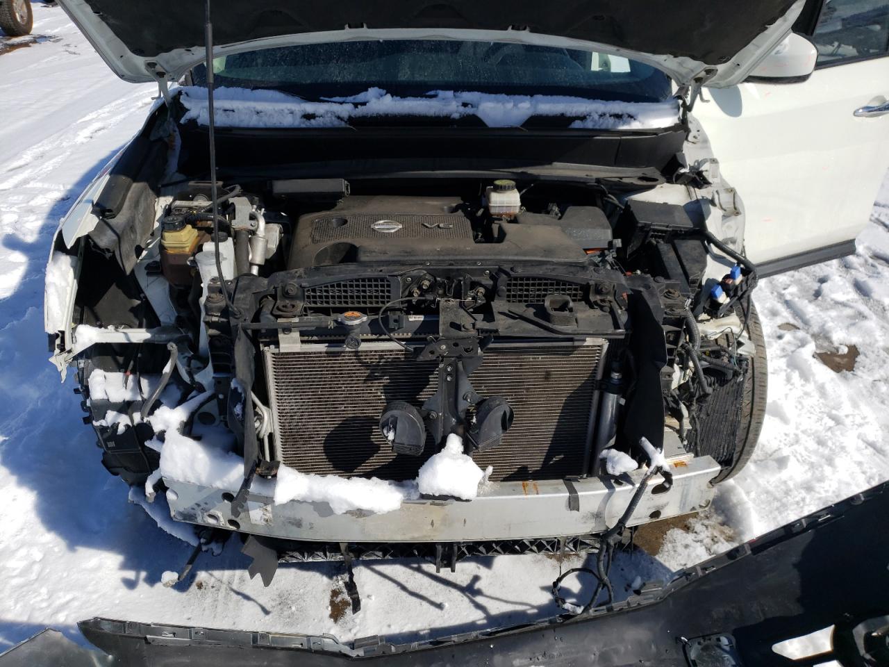 Photo 7 from auction – 2016 NISSAN PATHFINDER with VIN 5N1AR2MM1GC624090
