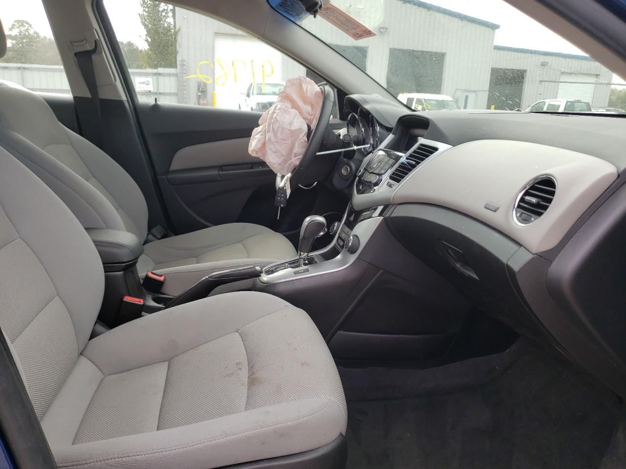 Photo 5 from auction – 2012 CHEVROLET CRUZE LT with VIN 1G1PF5SC0C7188573