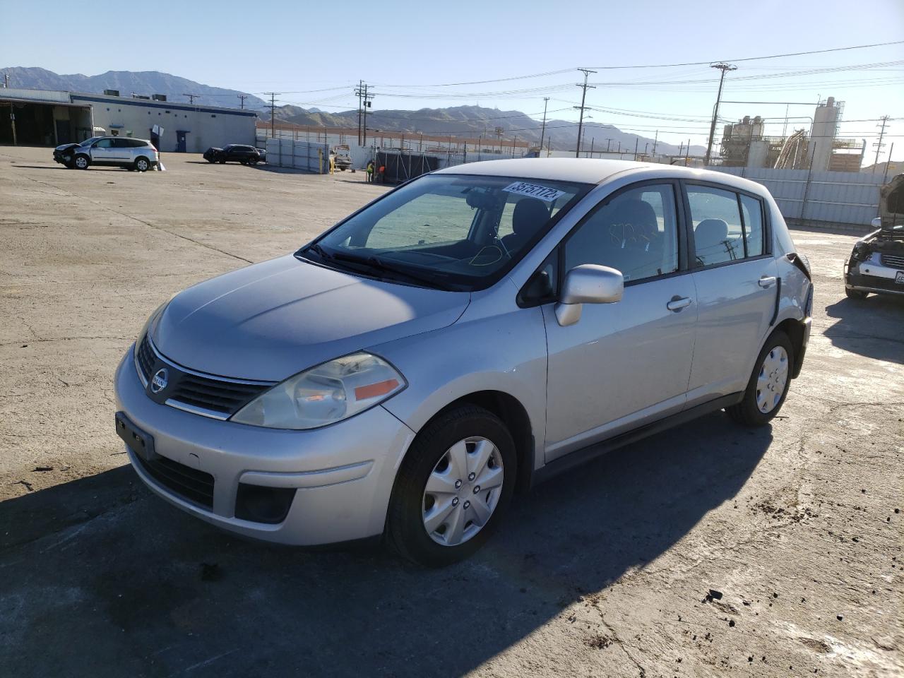 Photo 2 from auction – 2007 NISSAN VERSA S with VIN 3N1BC13E87L460441