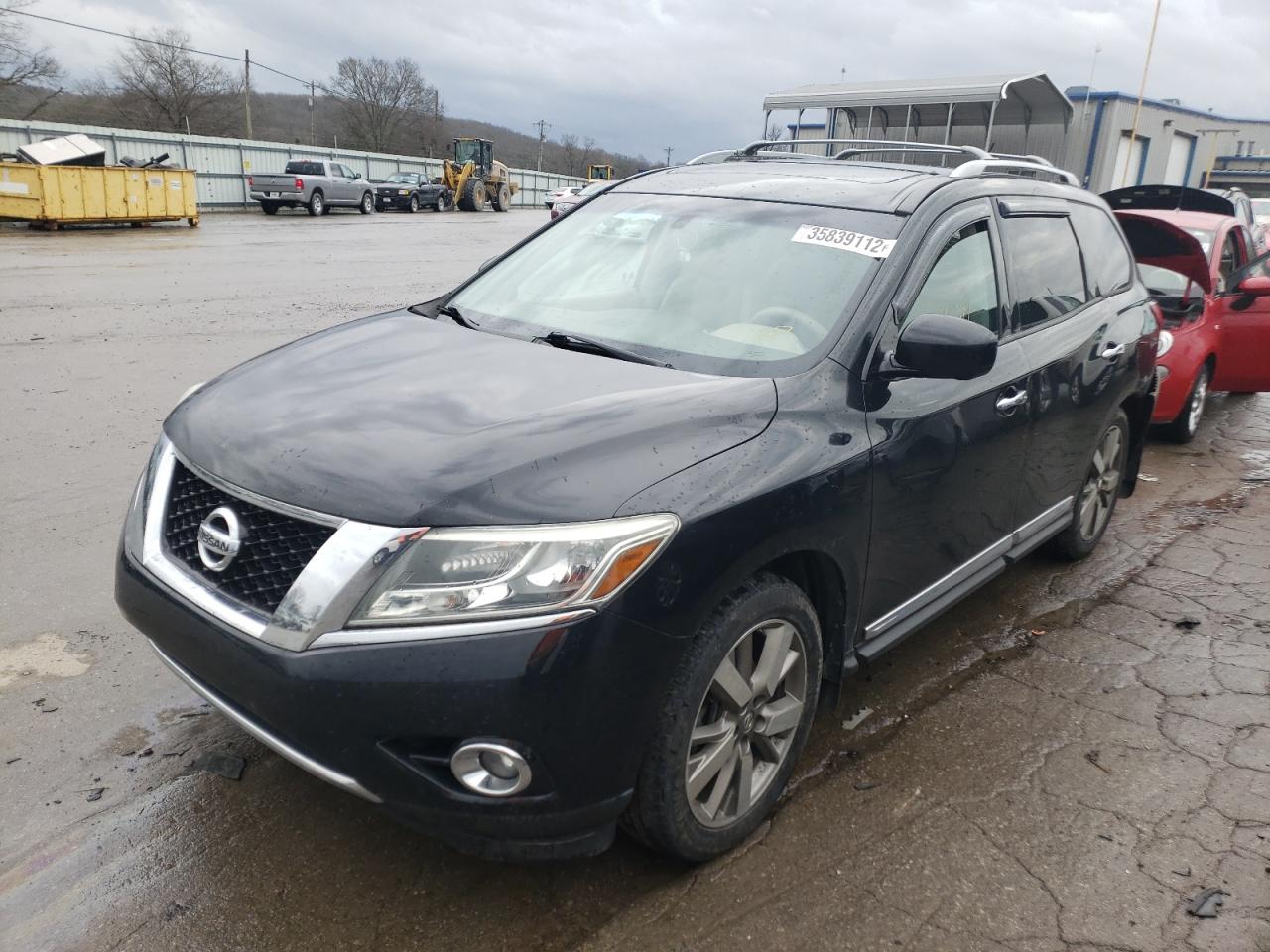 Photo 2 from auction – 2015 NISSAN PATHFINDER with VIN 5N1AR2MM0FC603844