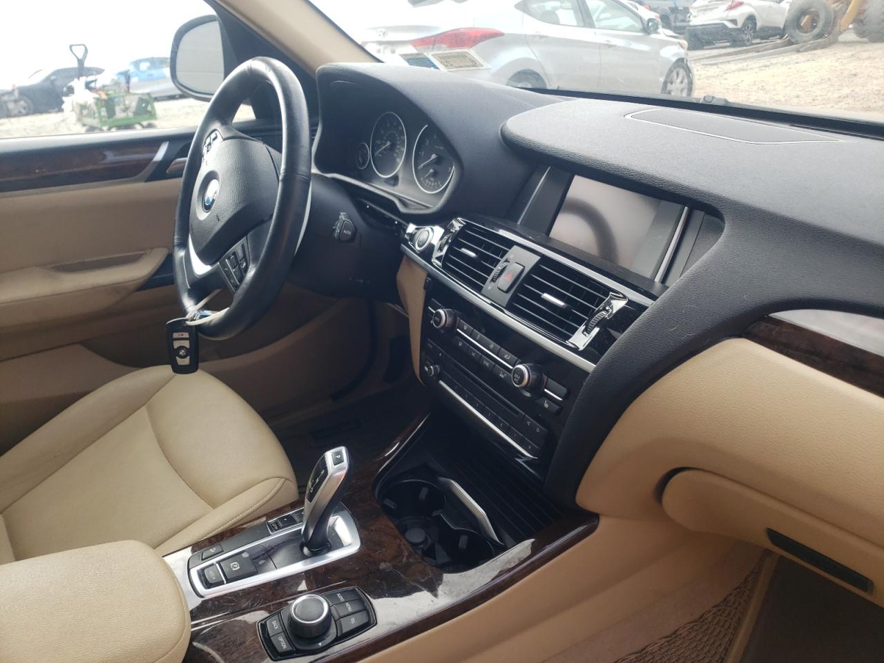 Photo 9 from auction – 2016 BMW X3 with VIN 5UXWX9C53G0D70016