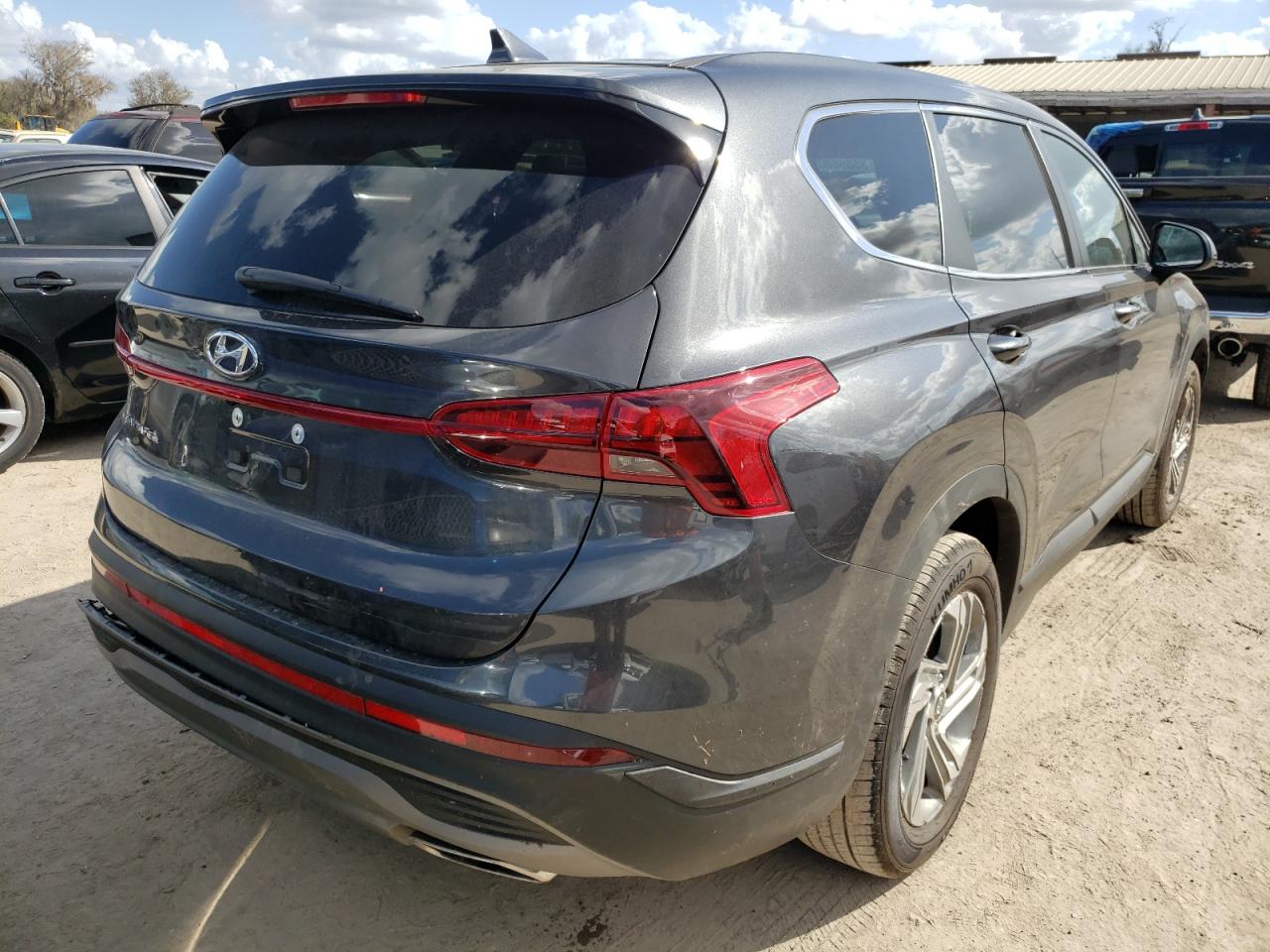 Photo 4 from auction – 2022 HYUNDAI SANTA FE S with VIN 5NMS14AJ5NH404018