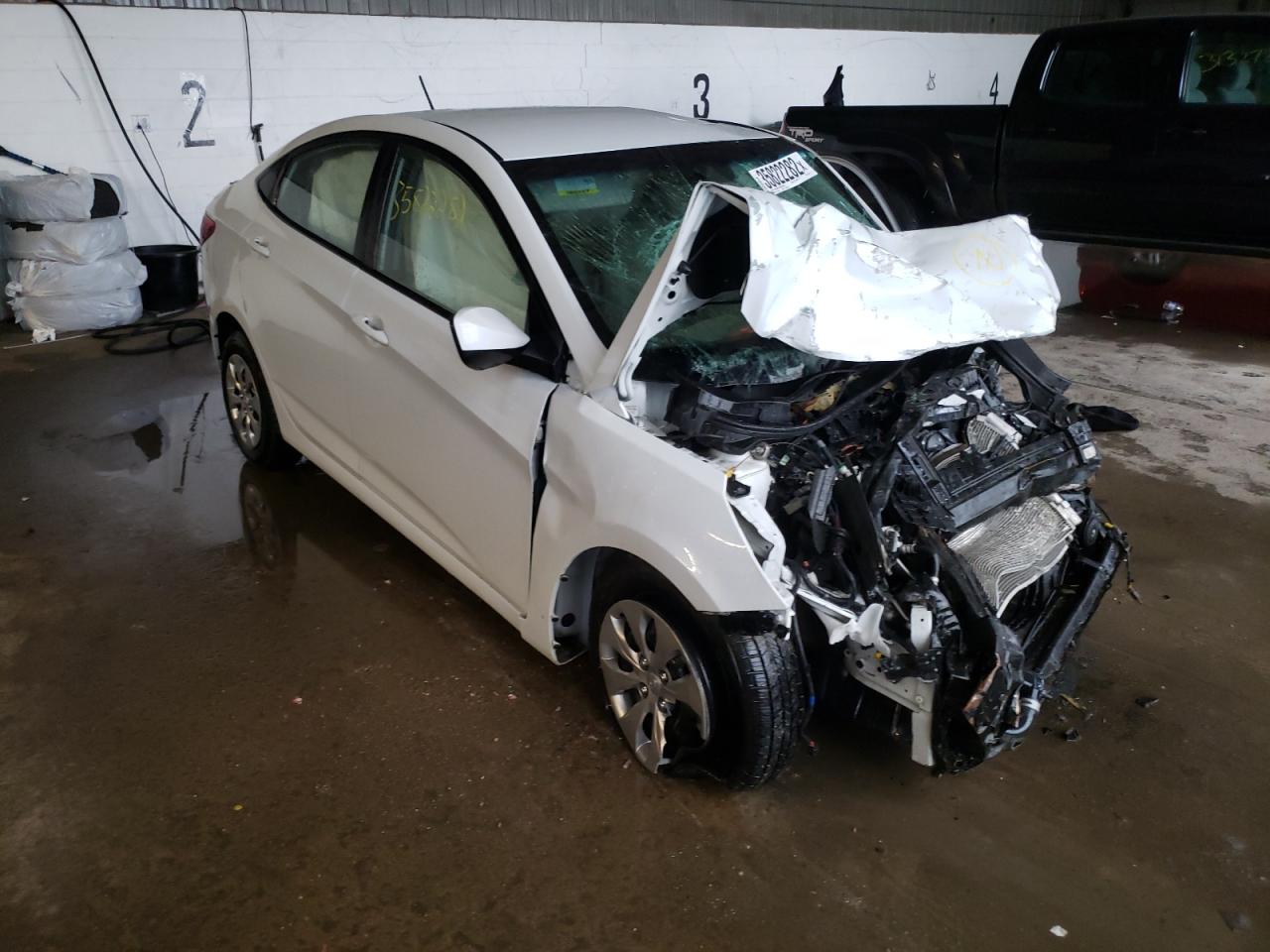 HYUNDAI ACCENT SE 2017 with VIN KMHCT4AE3HU365794 - Photo from auction