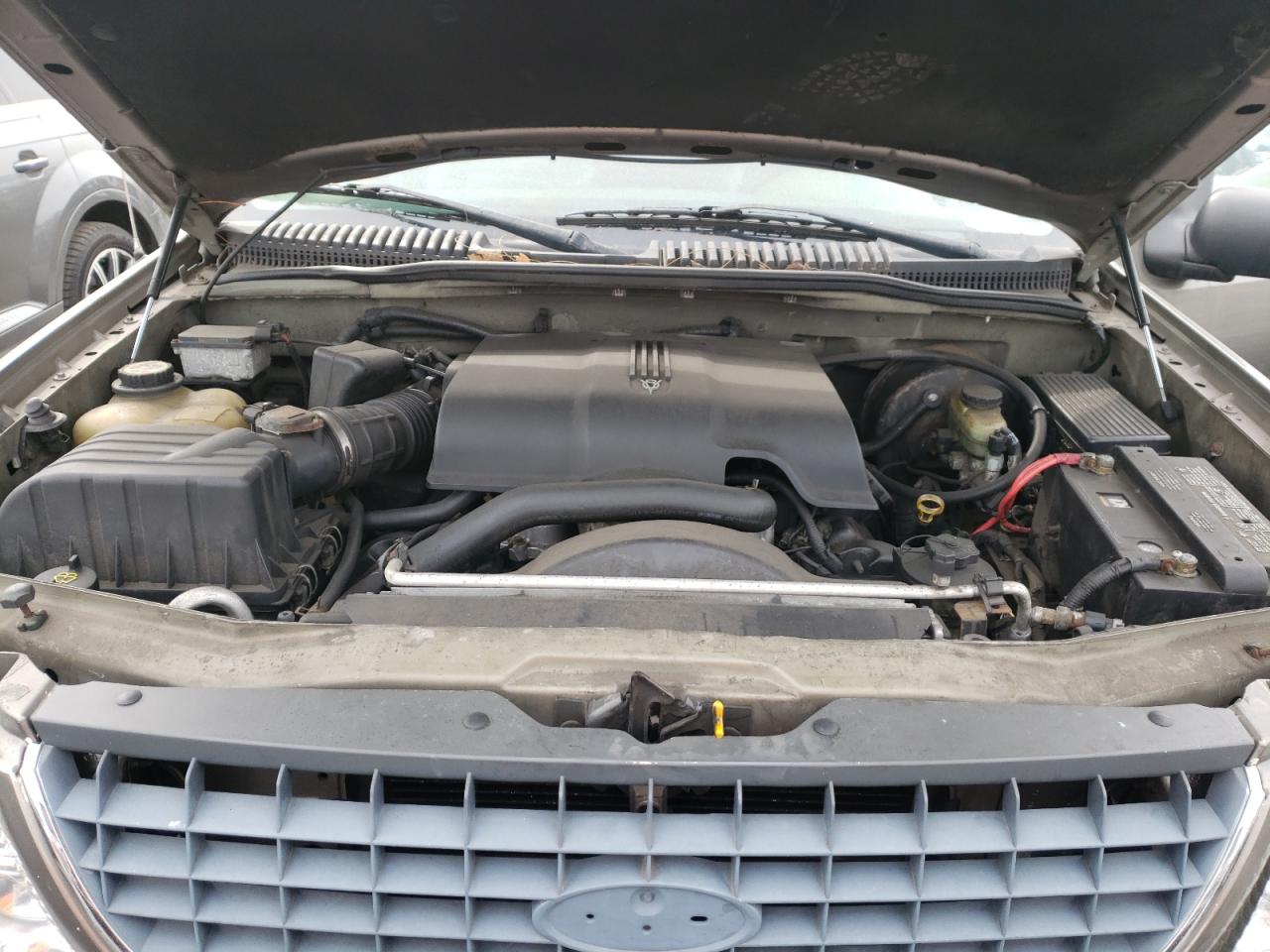 Photo 7 from auction – 2002 FORD EXPLORER X with VIN 1FMDU73W02UB60613