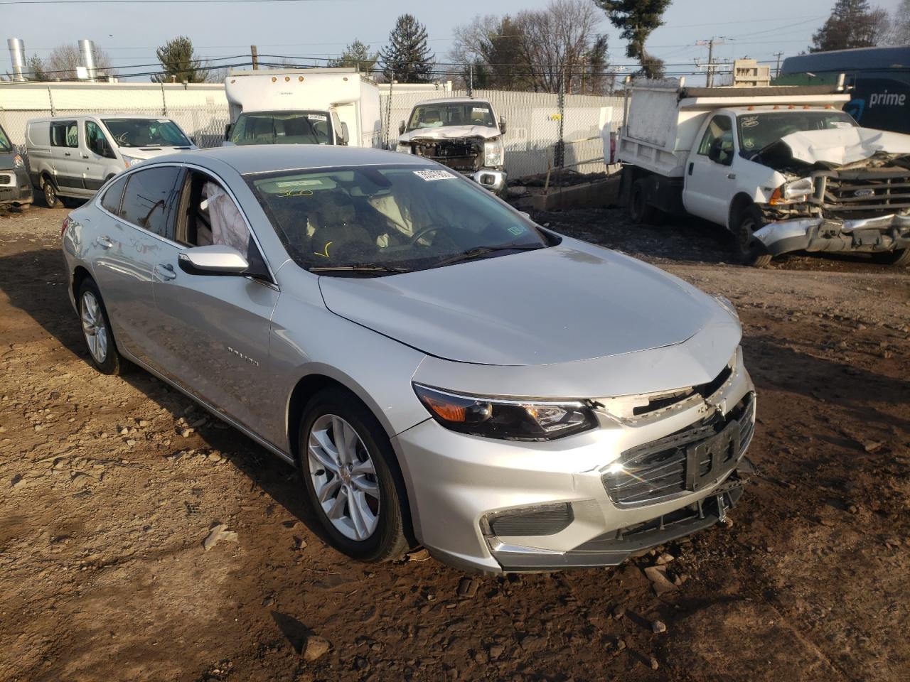 CHEVROLET MALIBU LT 2018 with VIN 1G1ZD5ST2JF262609 - Photo from auction
