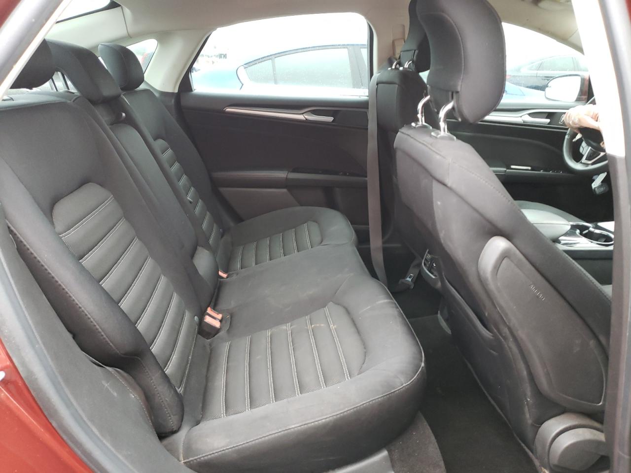 Photo 6 from auction – 2014 FORD FUSION SE with VIN 3FA6P0H77ER192909