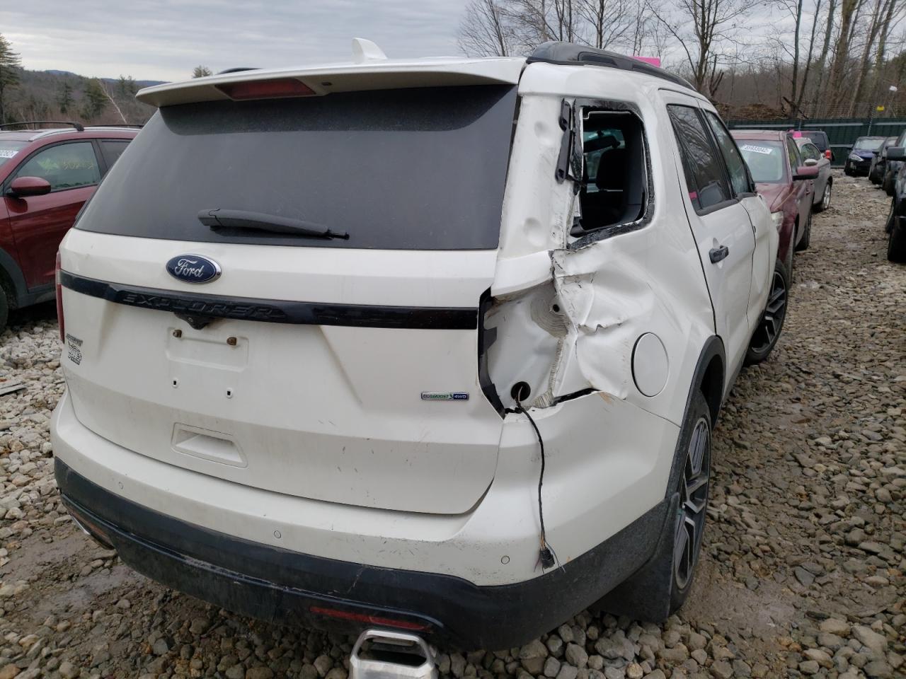 Photo 4 from auction – 2016 FORD EXPLORER S with VIN 1FM5K8GT6GGB77003