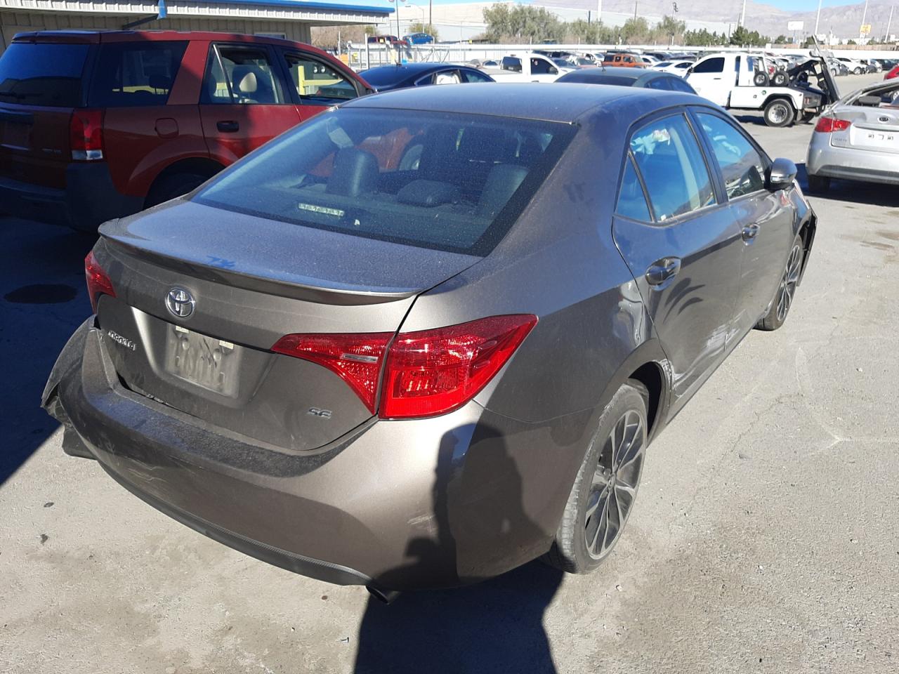 Photo 4 from auction – 2017 TOYOTA COROLLA L with VIN 5YFBURHE4HP642420