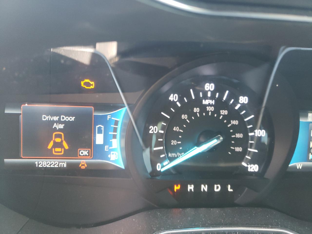 Photo 8 from auction – 2018 FORD FUSION SE with VIN 3FA6P0LU7JR172571
