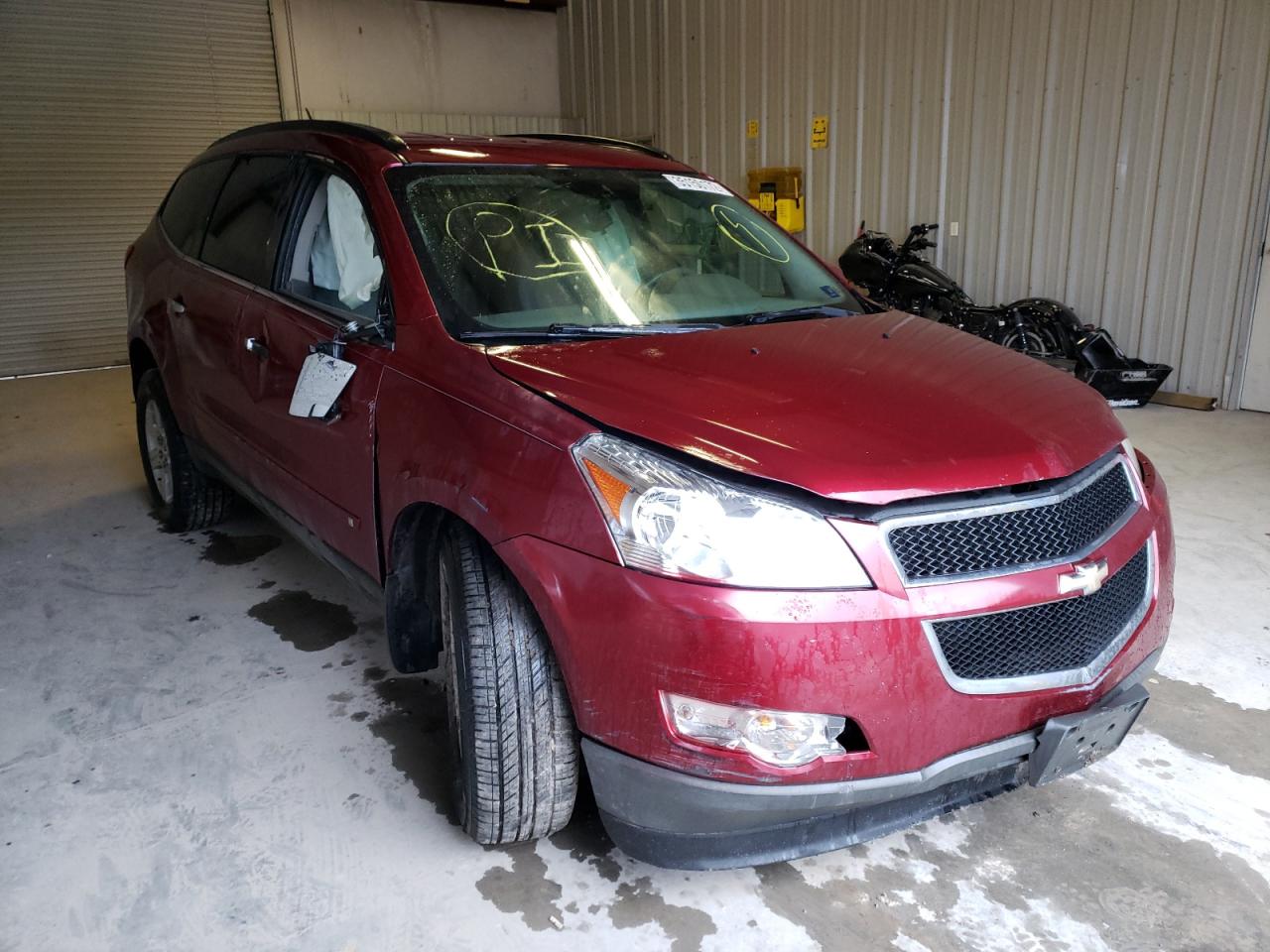 CHEVROLET TRAVERSE L 2010 with VIN 1GNLVFED7AS147474 - Photo from auction
