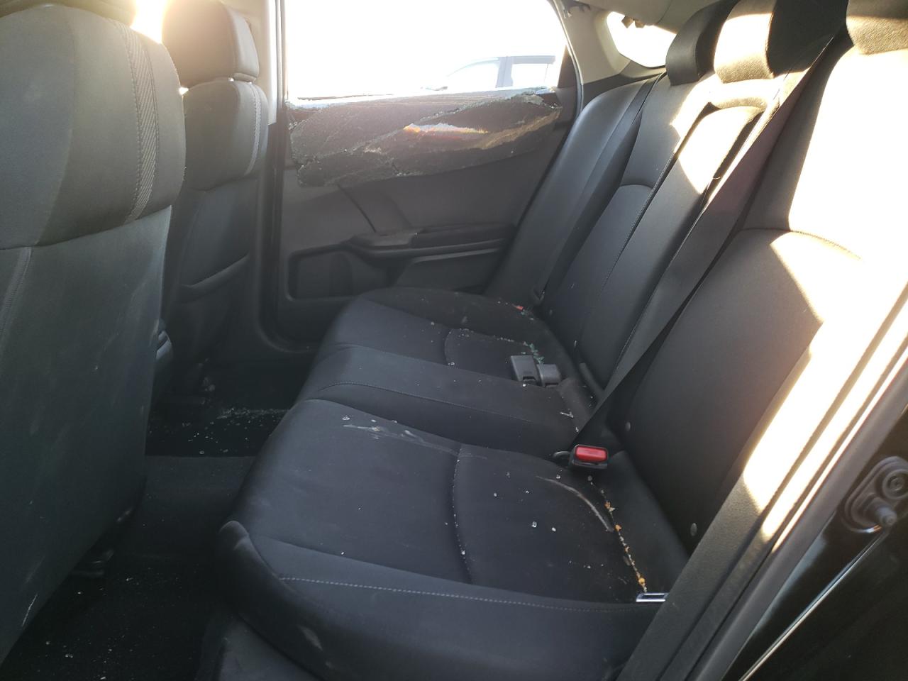 Photo 6 from auction – 2017 HONDA CIVIC EX with VIN 2HGFC1F33HH643590
