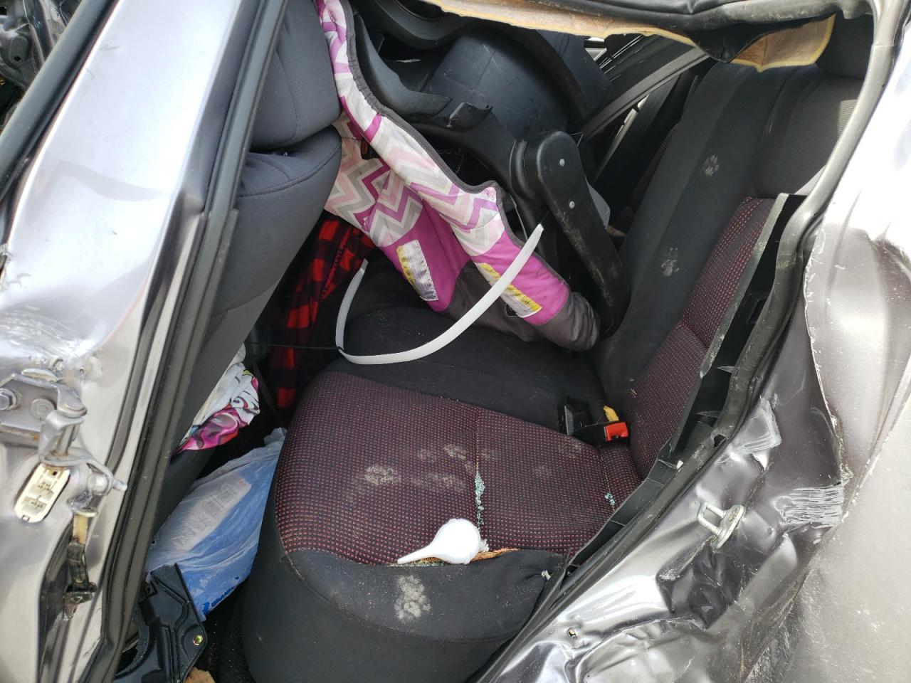 Photo 6 from auction – 2005 MAZDA 3 S with VIN JM1BK123X51268247