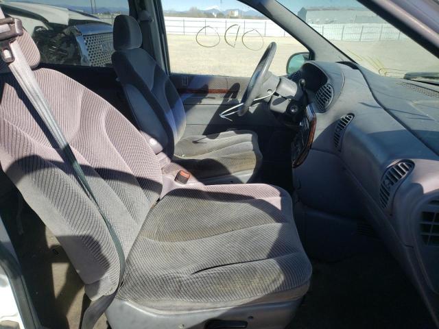 Photo 5 from auction – 1997 CHRYSLER TOWN & COU with VIN 1C4GP54L2VB204466