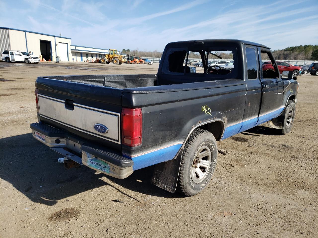 Photo 4 from auction – 1992 FORD RANGER SUP with VIN 1FTCR15X3NTA60827