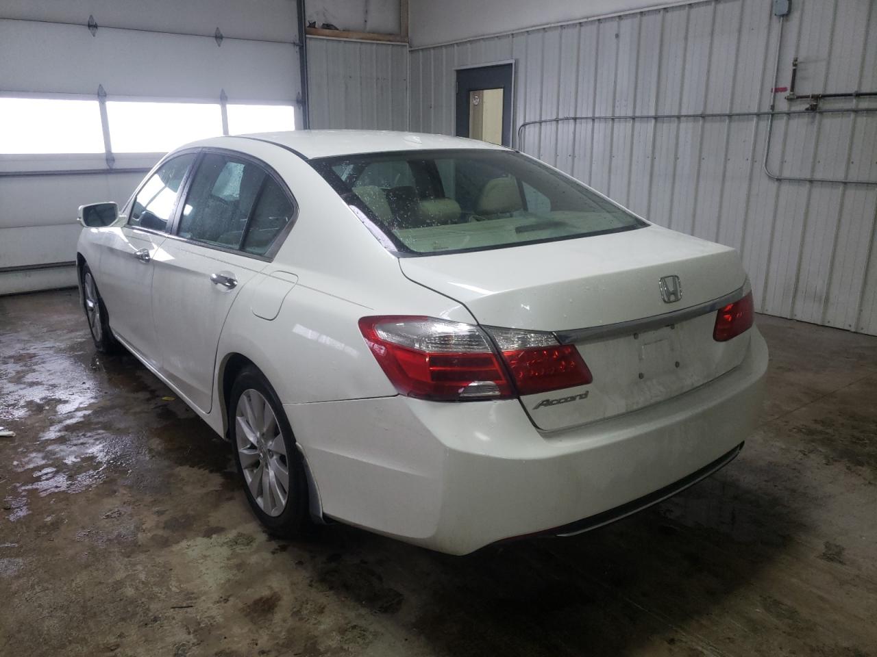 Photo 3 from auction – 2015 HONDA ACCORD EXL with VIN 1HGCR2F80FA006073