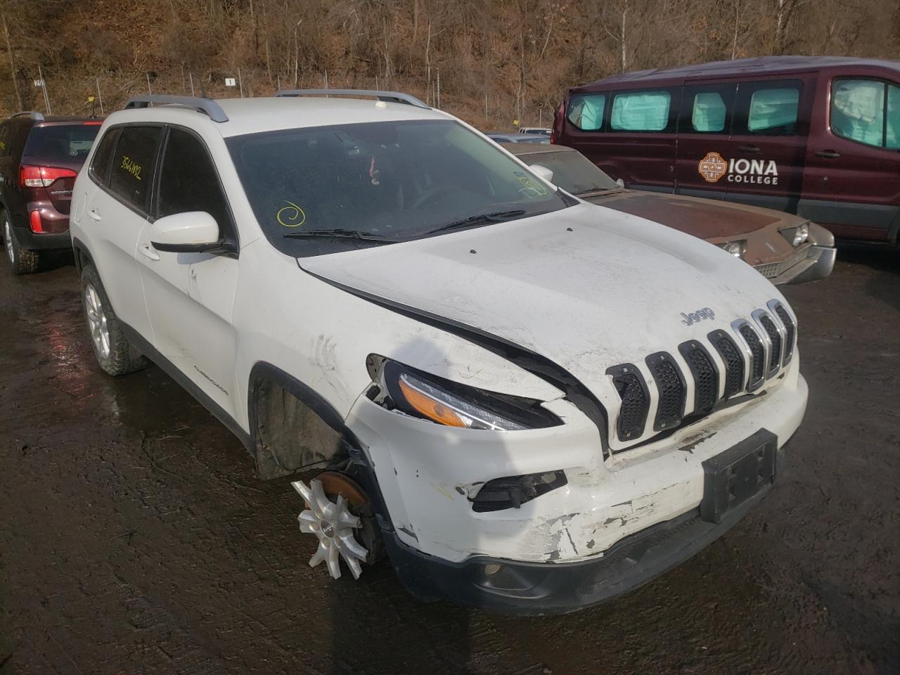 JEEP CHEROKEE L 2015 with VIN 1C4PJMCS5FW754999 - Photo from auction