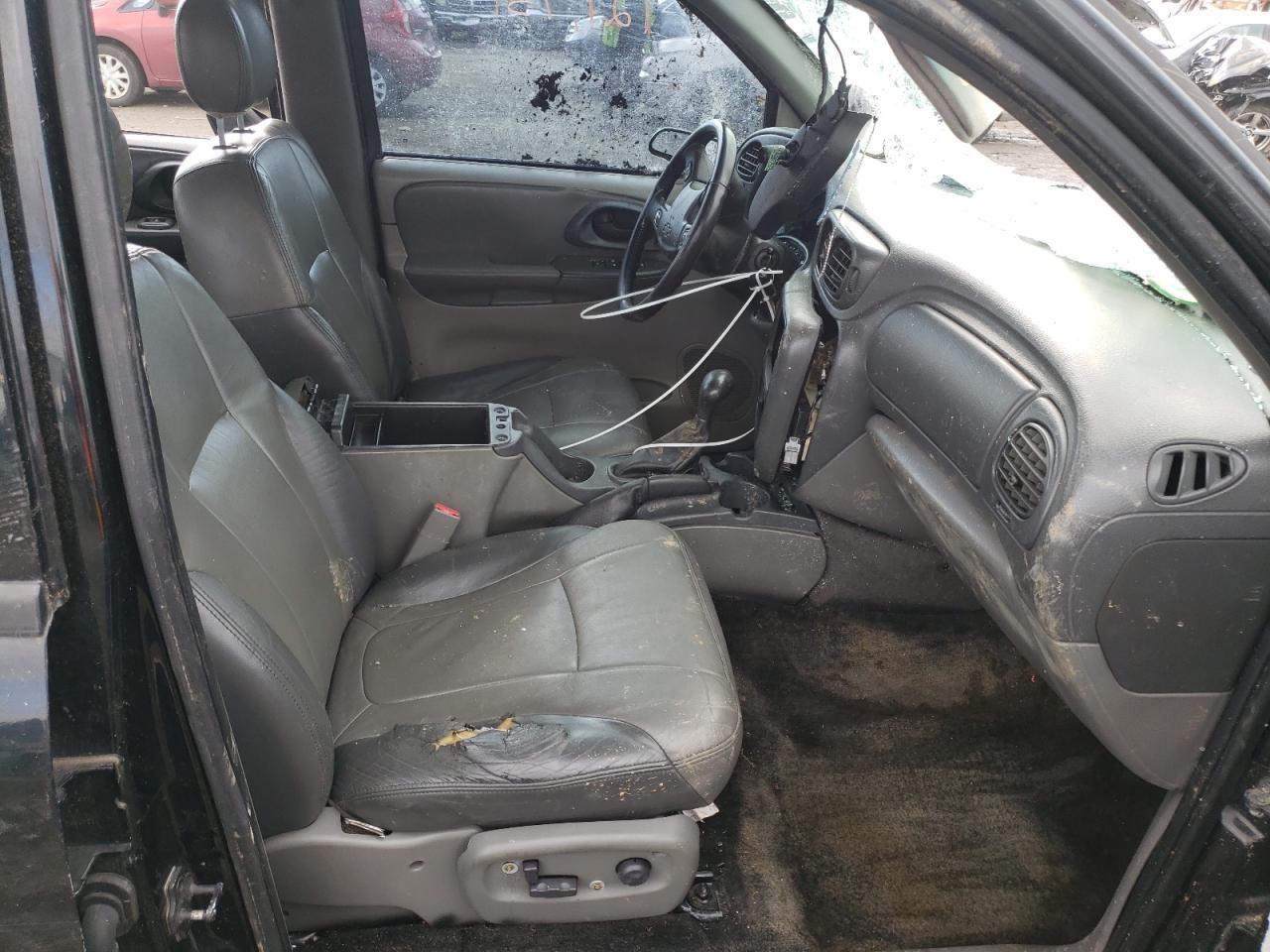 Photo 5 from auction – 2002 CHEVROLET TRAILBLAZE with VIN 1GNDT13S722489460